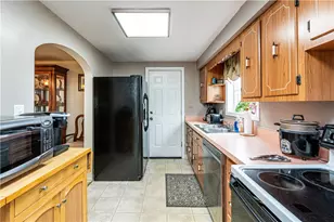 168 Carmella Dr, White Oak, PA 15131 - Photo 15