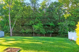 1805 Cedaridge Dr, South Park, PA 15129 - Photo 25