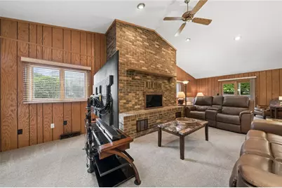 215 Shelby Drive, Hempfield Township, PA 15601 - Photo 15