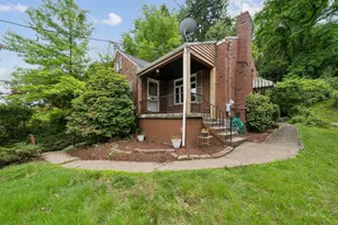 610 Cascade Rd, Pittsburgh, PA 15221 - Photo 1