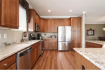 533 Pioneer Ln, New Sewickley Township, PA 15042 - Photo 9