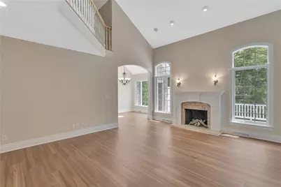 152 Saint Ives Way, Jackson Township, PA 16063 - Photo 9