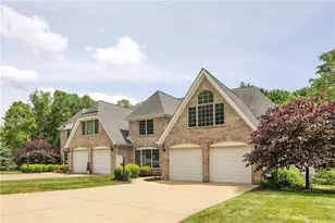 152 St Ives Way, Jackson Township, PA 16063 - Photo 3