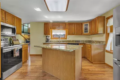 2085 Frew Mill Rd, Shenango Township, PA 16101 - Photo 11