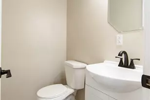 201 Church St, Sewickley Township, PA 15637 - Photo 17