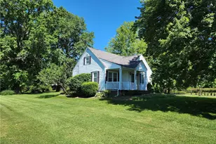 254 Fairmont Dr, Hermitage, PA 16148 - Photo 5