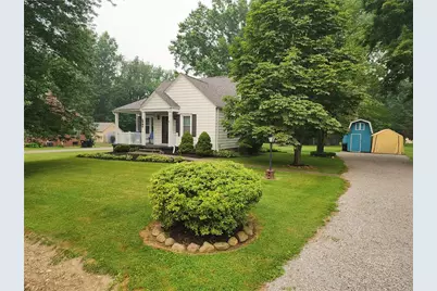 254 Fairmont Dr, Hermitage, PA 16148 - Photo 3