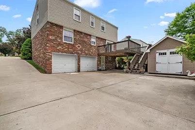 3179 Meadowridge Court, Hampton, PA 15044 - Photo 7