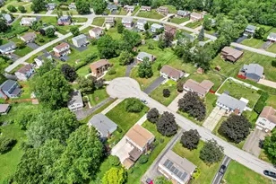 3179 Meadowridge Ct, Hampton, PA 15044 - Photo 5