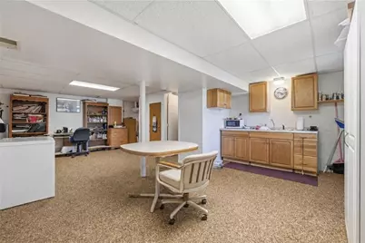 100 Burbank Dr, Hempfield Township, PA 15642 - Photo 21