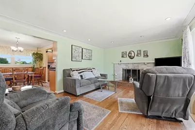 100 Burbank Dr, Hempfield Township, PA 15642 - Photo 5