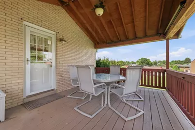 100 Burbank Dr, Hempfield Township, PA 15642 - Photo 27