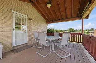 100 Burbank Dr, Hempfield Township, PA 15642 - Photo 27