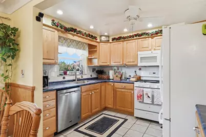 100 Burbank Dr, Hempfield Township, PA 15642 - Photo 11