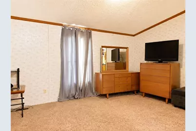 325 N Chestnut St, Butler, PA 16001 - Photo 11