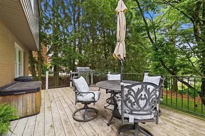 2060 Aldergrove Drive, Pittsburgh, PA 15101 - Photo 41