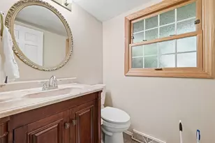 2060 Aldergrove Dr, Pittsburgh, PA 15101 - Photo 23
