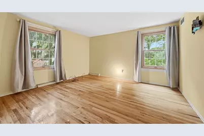 2060 Aldergrove Drive, Pittsburgh, PA 15101 - Photo 35