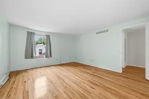 2060 Aldergrove Dr, Pittsburgh, PA 15101 - Photo 27