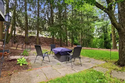 2060 Aldergrove Drive, Pittsburgh, PA 15101 - Photo 47