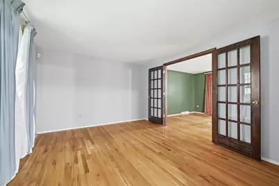 2060 Aldergrove Drive, Pittsburgh, PA 15101 - Photo 9