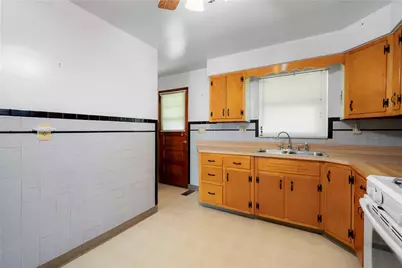 1599 Collier Avenue, Heidelberg, PA 15106 - Photo 7