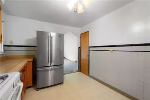 1599 Collier Ave, Heidelberg, PA 15106 - Photo 9