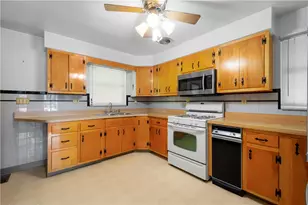 1599 Collier Ave, Heidelberg, PA 15106 - Photo 7