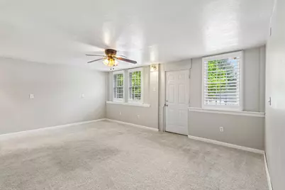 1065 Grandview Avenue, Bridgeville, PA 15017 - Photo 17