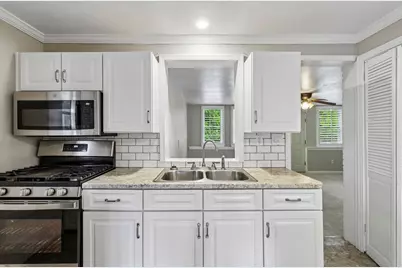 1065 Grandview Avenue, Bridgeville, PA 15017 - Photo 11