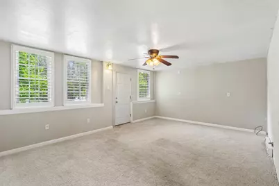 1065 Grandview Avenue, Bridgeville, PA 15017 - Photo 15
