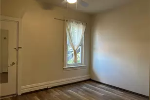 317 Stratford Ave, Friendship Park, PA 15232 - Photo 11