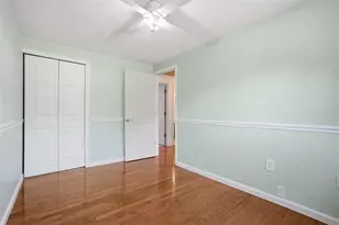 320 Sunridge Dr, Economy, PA 15042 - Photo 19