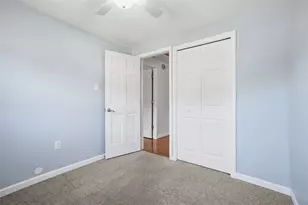320 Sunridge Dr, Economy, PA 15042 - Photo 21