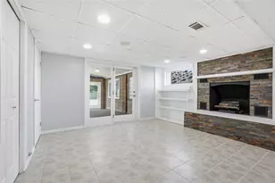 320 Sunridge Dr, Economy, PA 15042 - Photo 27