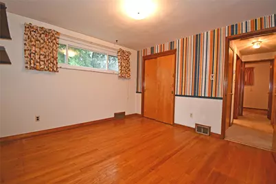 564 Marylea Ave, Pittsburgh, PA 15227 - Photo 15