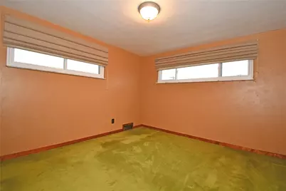 564 Marylea Ave, Pittsburgh, PA 15227 - Photo 11