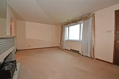 564 Marylea Ave, Pittsburgh, PA 15227 - Photo 3