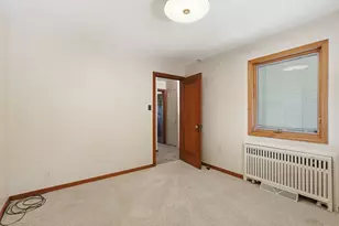 411 Phillips Ave, Stowe Township, PA 15136 - Photo 15