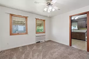 411 Phillips Ave, Stowe Township, PA 15136 - Photo 7