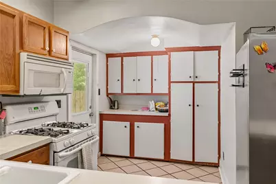 328 Pitt St, Pittsburgh, PA 15221 - Photo 9