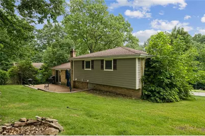 3032 Ben Venue Dr, Unity Township, PA 15601 - Photo 3