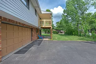 101 Teton Dr, Pittsburgh, PA 15239 - Photo 5