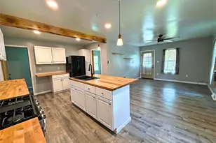 2141 Clintonville Rd, Irwin Township, PA 16342 - Photo 7