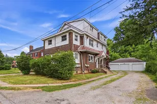 809 Alpine Blvd, Wilkins Township, PA 15221 - Photo 1
