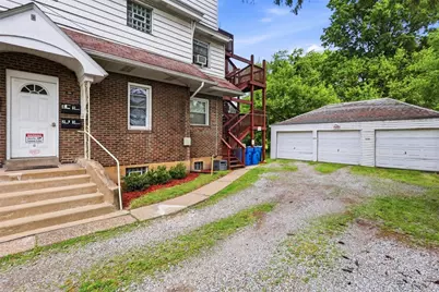 809 Alpine Blvd, Wilkins Township, PA 15221 - Photo 3