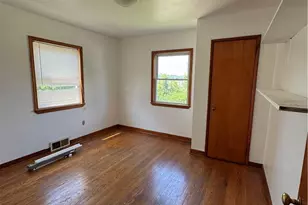 1001 Alexander Ave, Monessen, PA 15062 - Photo 7