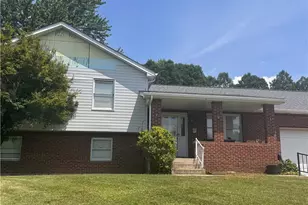 1308 McKinley Dr, Jefferson Hills, PA 15025 - Photo 3