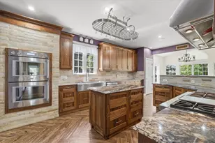 1634 Blackburn Heights Dr, Pittsburgh, PA 15143 - Photo 7