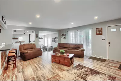220 Oak Park Ln, Union Township, PA 16101 - Photo 3